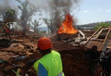 Début de destruction du quartier insalubre de Carobole à Koungou Elan, bidonville, Mayotte